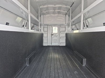 2027 Ford E-450SD Base ENCLOSED SERVICE BODY