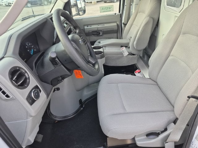 2027 Ford E-450SD Base ENCLOSED SERVICE BODY