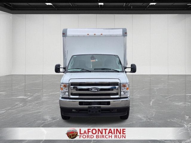 2027 Ford E-450SD Base