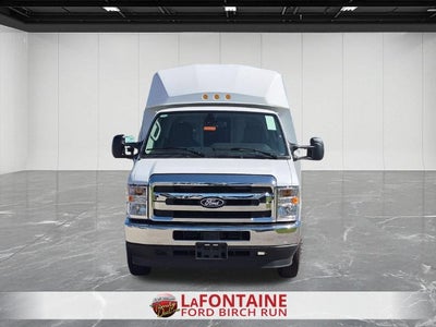 2027 Ford E-450SD Base