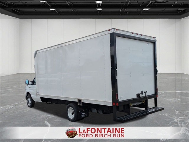2026 Ford E-450SD Base