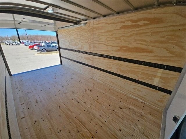 2026 Ford E-450SD Base