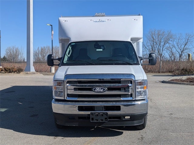 2026 Ford E-450SD Base