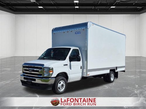 2027 Ford E-450SD Base