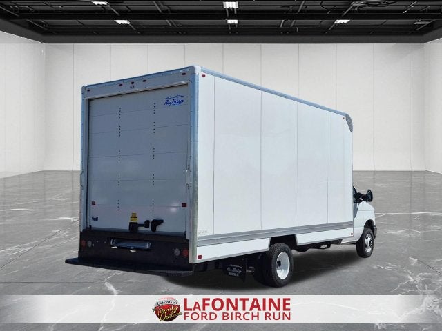 2027 Ford E-450SD Base