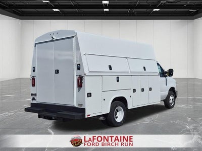 2027 Ford E-450SD Base