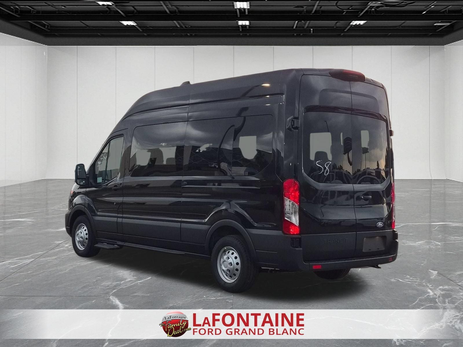 2027 Ford Transit-350 XLT