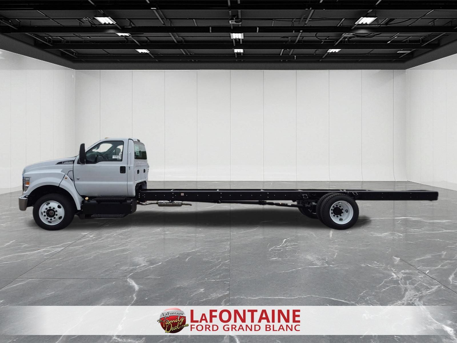 2027 Ford F-650SD Base