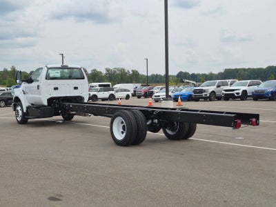 2027 Ford F-650SD Base