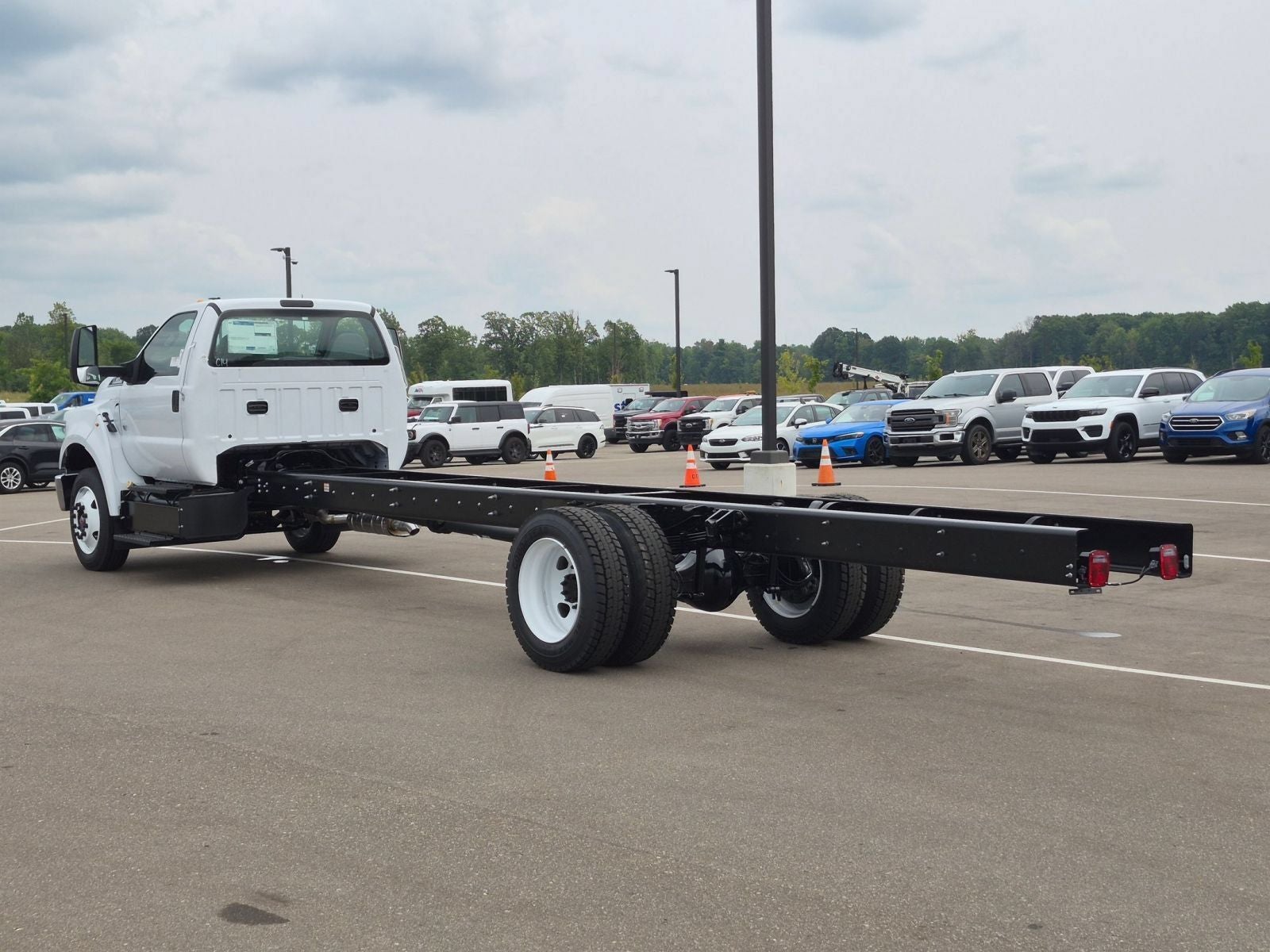 2027 Ford F-650SD Base