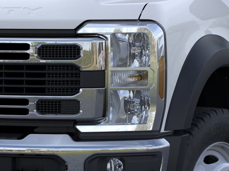 2026 Ford F-550SD Lariat In-Transit