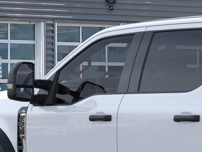 2026 Ford F-550SD Lariat In-Transit
