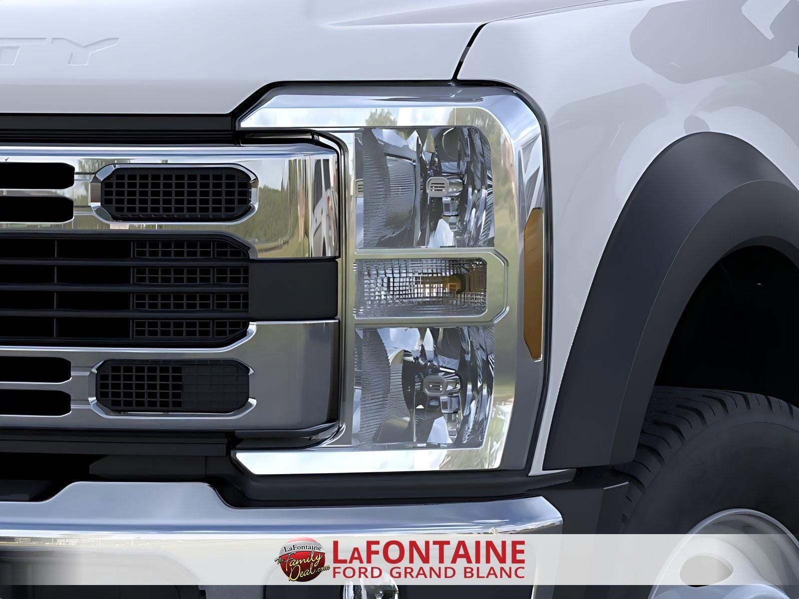 2025 Ford F-550 Super Duty Chassis Cab XL - Photo 18