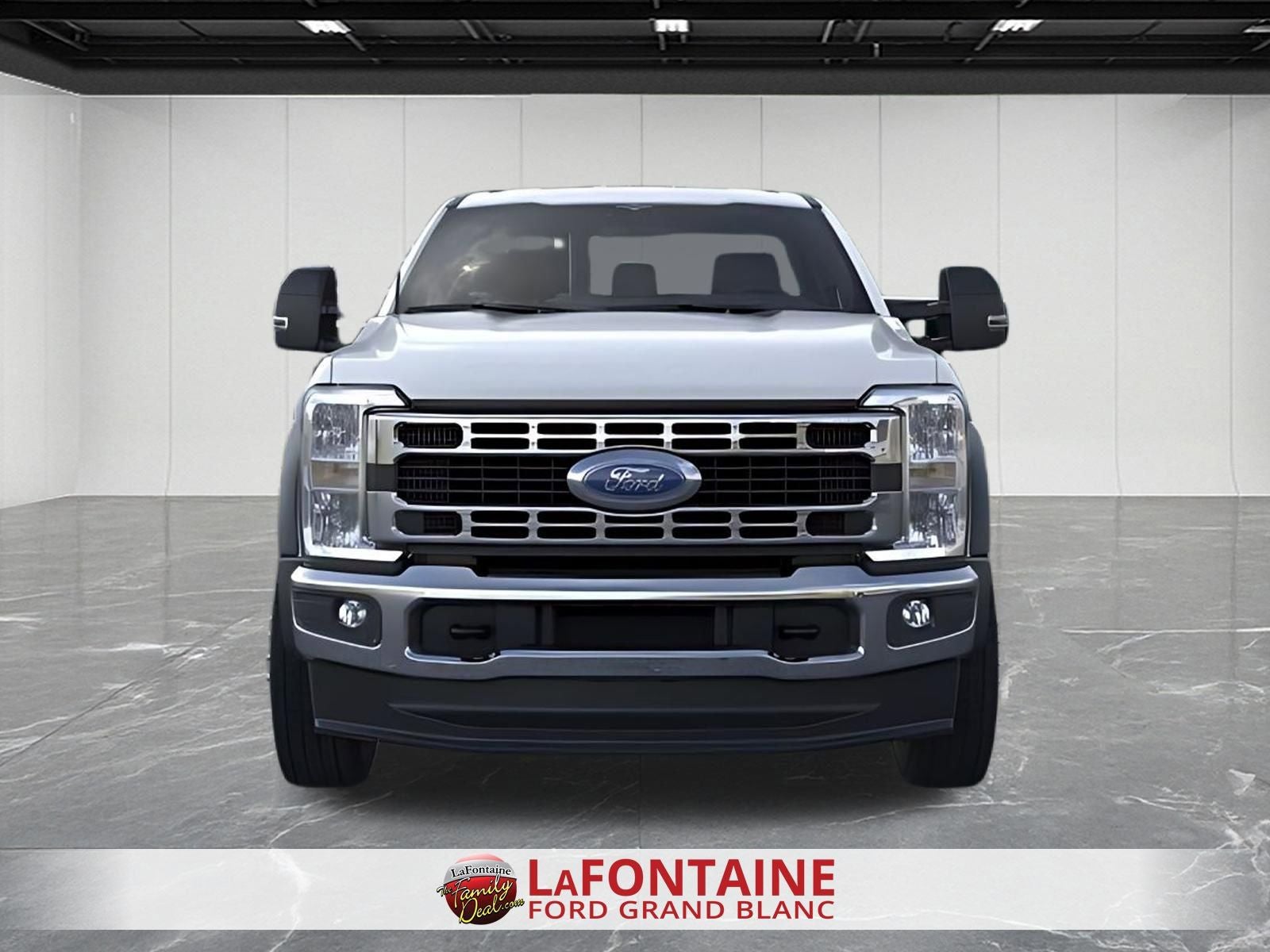 2025 Ford F-550 Super Duty Chassis Cab XL - Photo 6