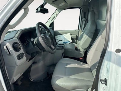 2025 Ford E-350SD Base Cutaway