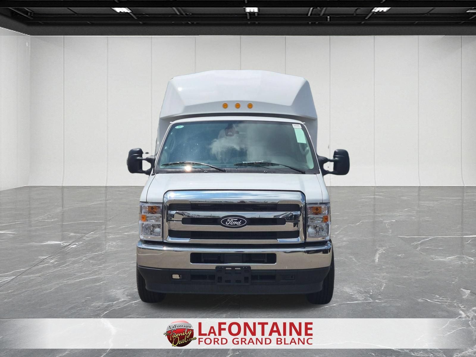 2027 Ford E-350SD Base Cutaway