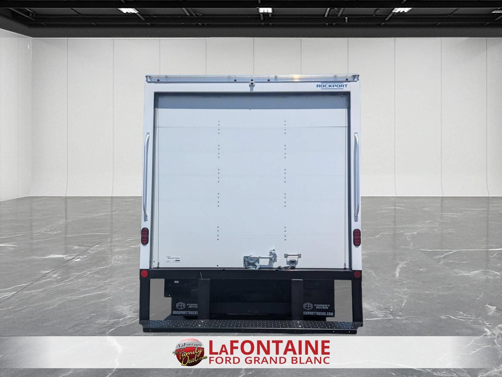 2027 Ford E-450SD Base