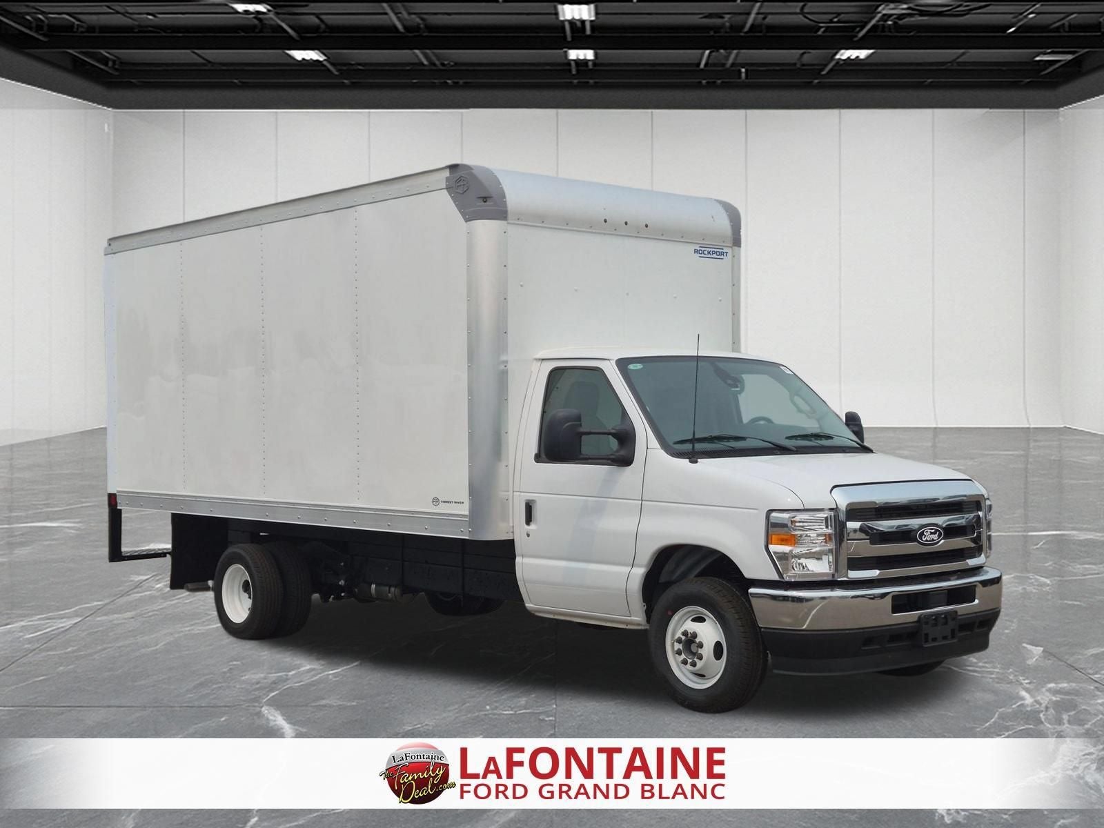 2027 Ford E-450SD Base
