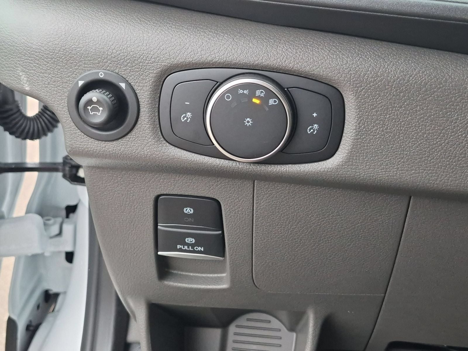 2027 Ford Transit-250 Base
