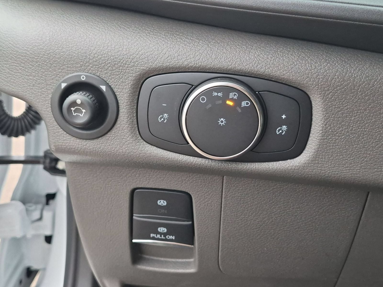 2027 Ford Transit-250 Base