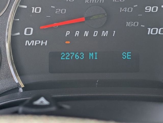 2025 Chevrolet Express Passenger 1LT
