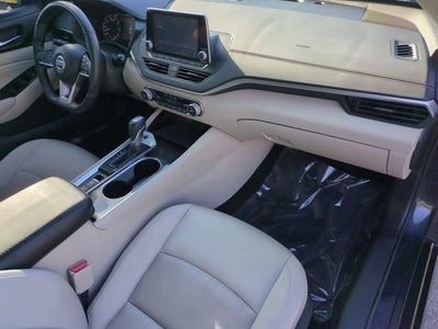 2020 Nissan Altima SV FWD