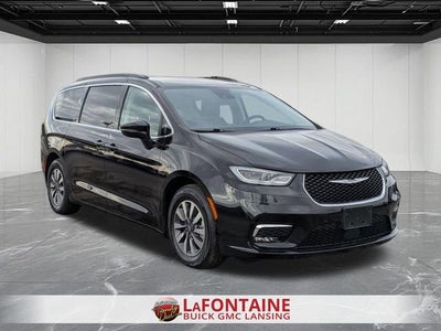 2022 Chrysler Pacifica Hybrid Touring L