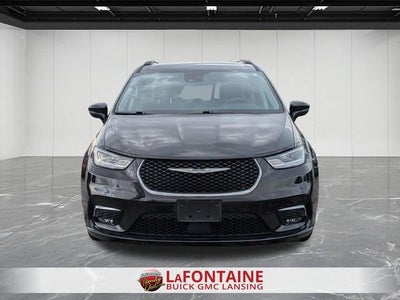 2022 Chrysler Pacifica Hybrid Touring L