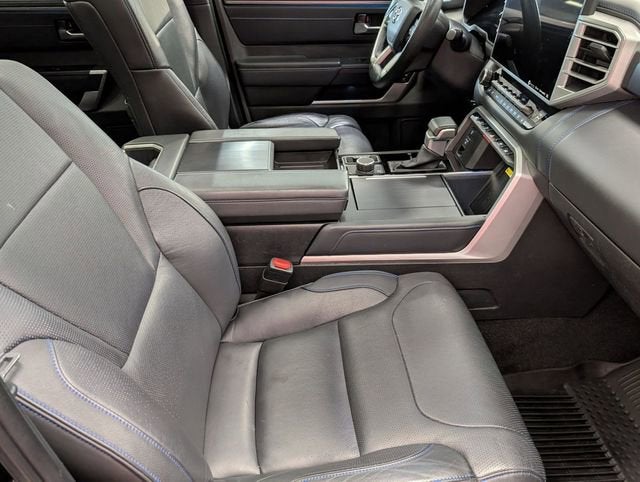 2022 Toyota Tundra Platinum